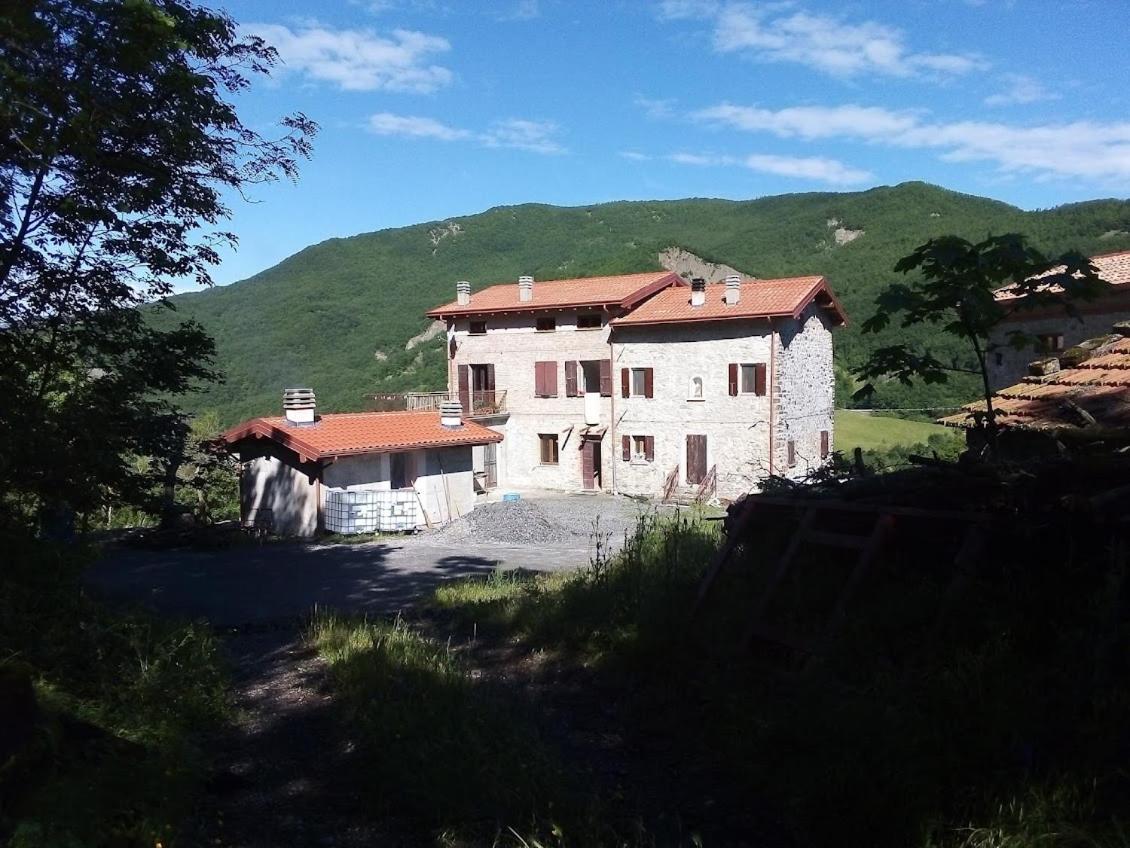 Al Mostarolo Berceto Bagian luar foto